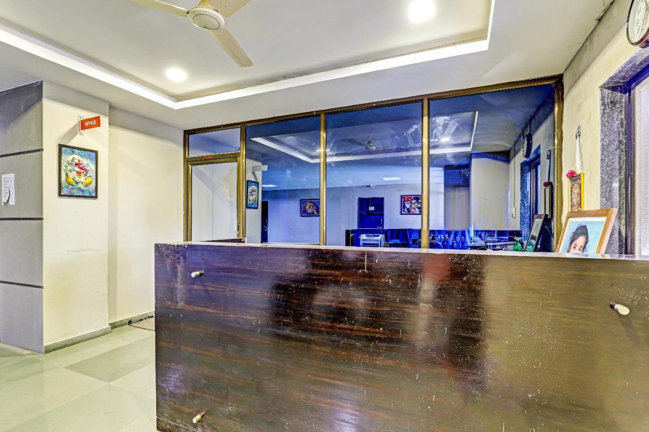 Oyo 70752 Viram House Gorwa Exterior photo